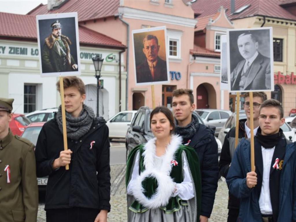Rekord dla Niepodległej - szkoły pijarskie