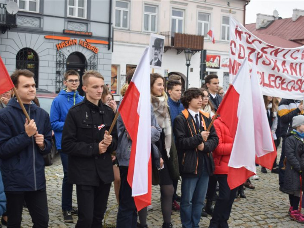 Rekord dla Niepodległej - szkoły pijarskie
