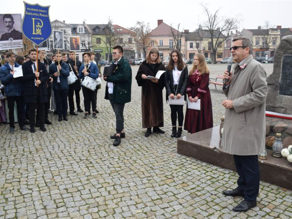 Rekord dla Niepodległej - szkoły pijarskie