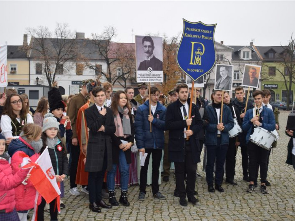 Rekord dla Niepodległej - szkoły pijarskie