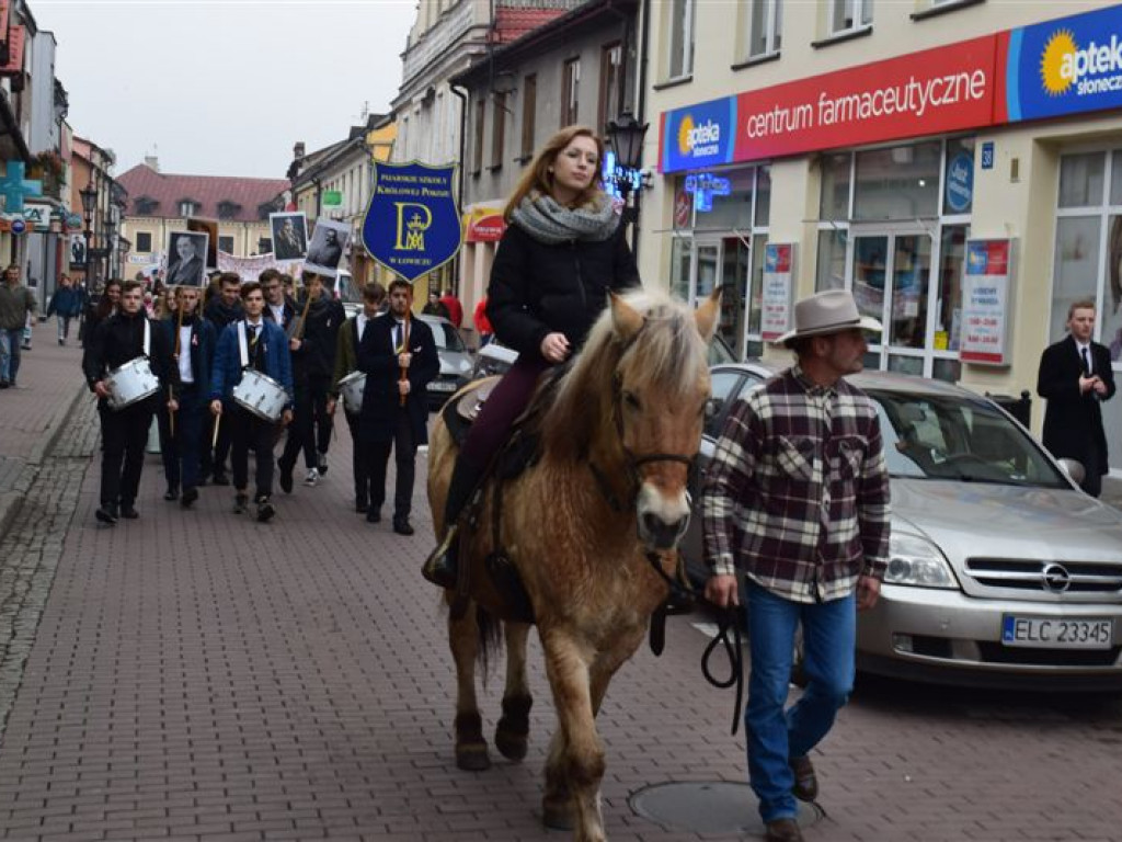Rekord dla Niepodległej - szkoły pijarskie