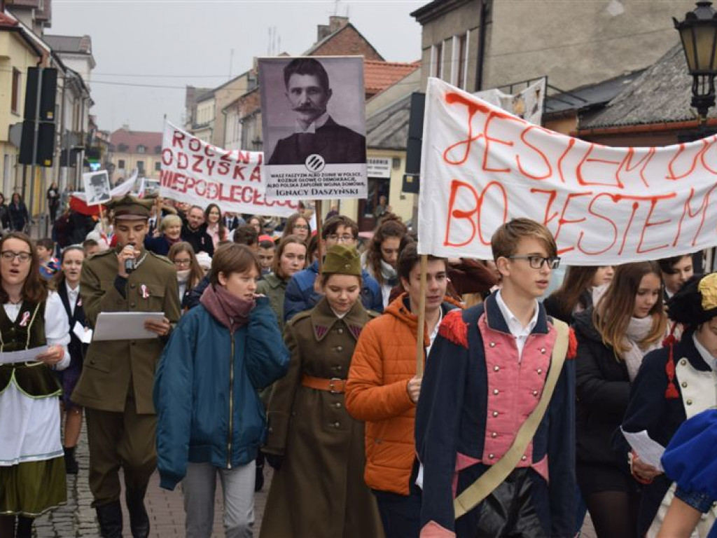 Rekord dla Niepodległej - szkoły pijarskie