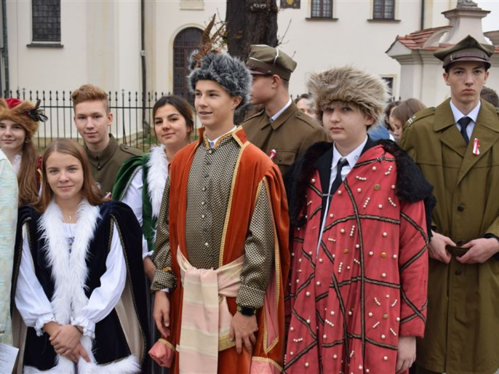 Rekord dla Niepodległej - szkoły pijarskie