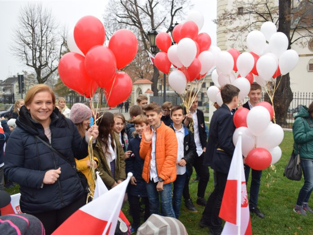 Rekord dla Niepodległej - szkoły pijarskie