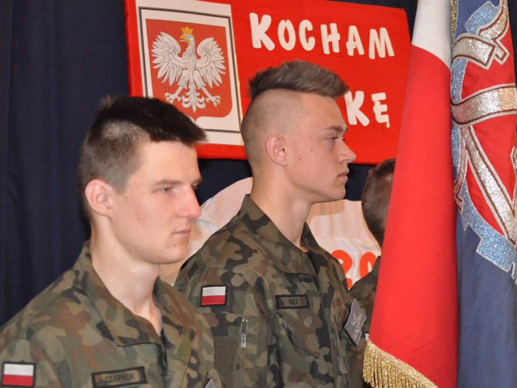Rekord dla Niepodległej: Patriotycznie przy Podrzecznej [foto+film]