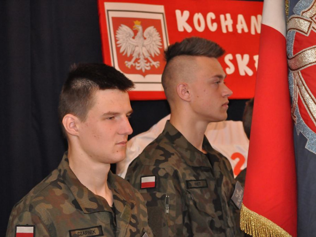 Rekord dla Niepodległej: Patriotycznie przy Podrzecznej [foto+film]