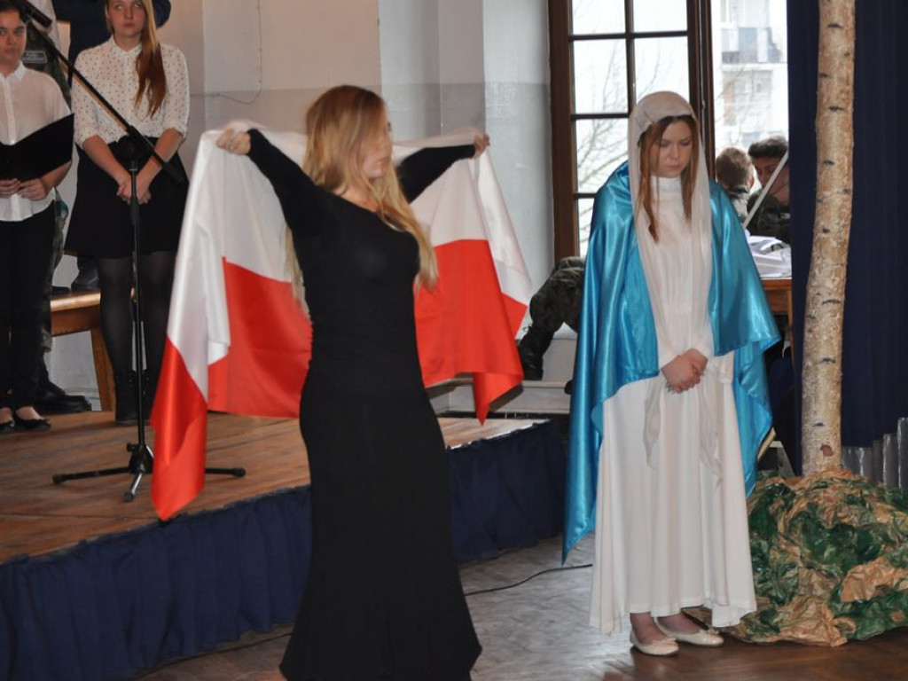 Rekord dla Niepodległej: Patriotycznie przy Podrzecznej [foto+film]