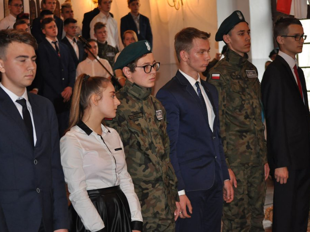 Rekord dla Niepodległej: Patriotycznie przy Podrzecznej [foto+film]