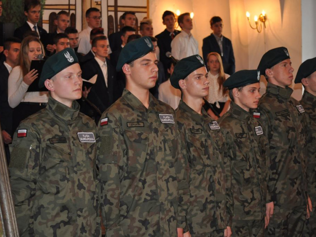 Rekord dla Niepodległej: Patriotycznie przy Podrzecznej [foto+film]