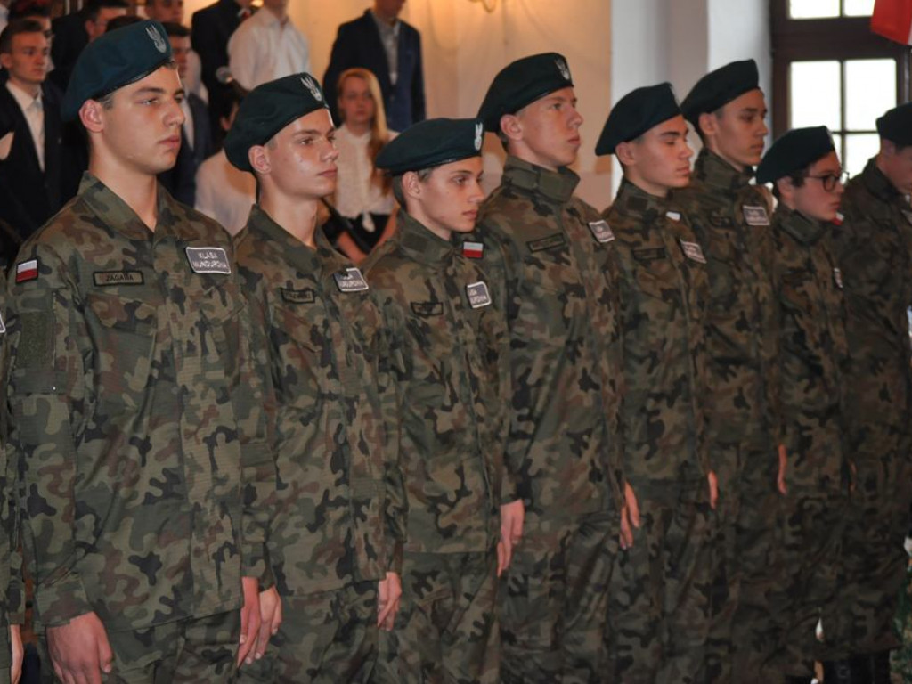 Rekord dla Niepodległej: Patriotycznie przy Podrzecznej [foto+film]