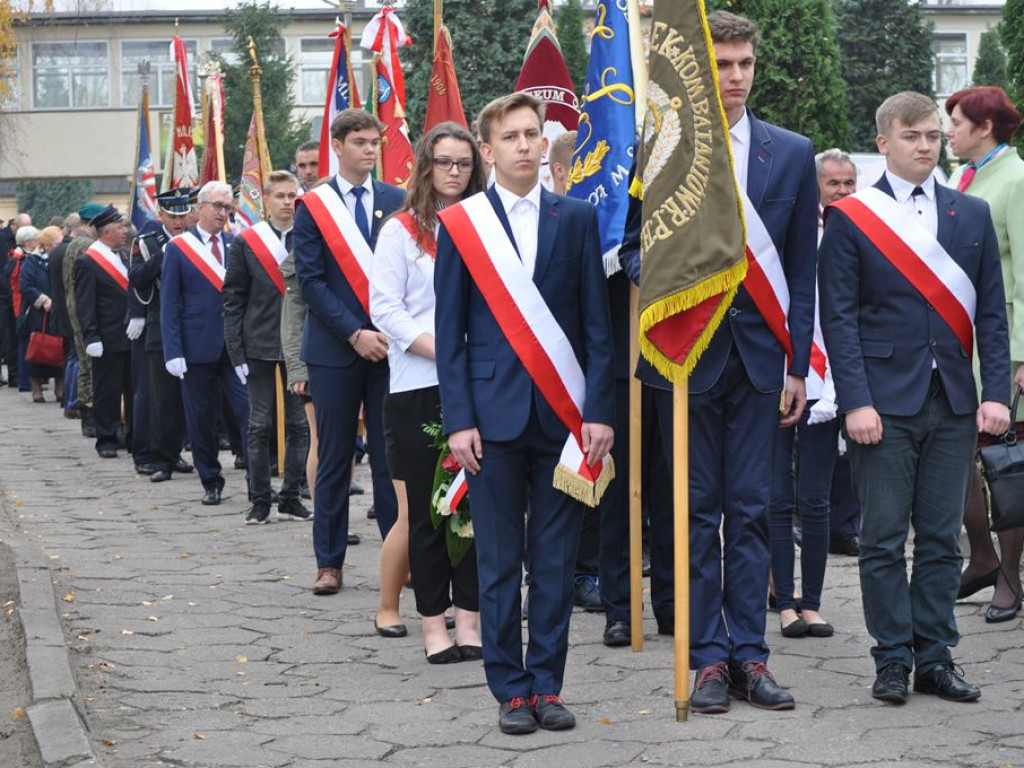 Rekord dla Niepodległej: Patriotycznie przy Podrzecznej [foto+film]