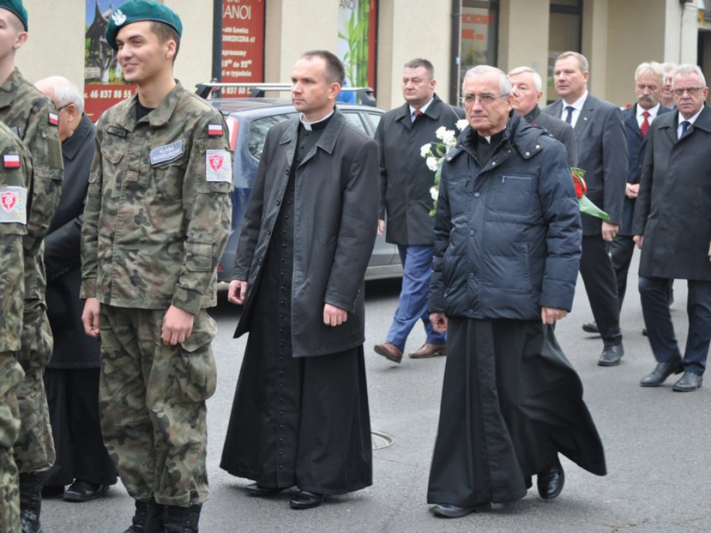 Rekord dla Niepodległej: Patriotycznie przy Podrzecznej [foto+film]