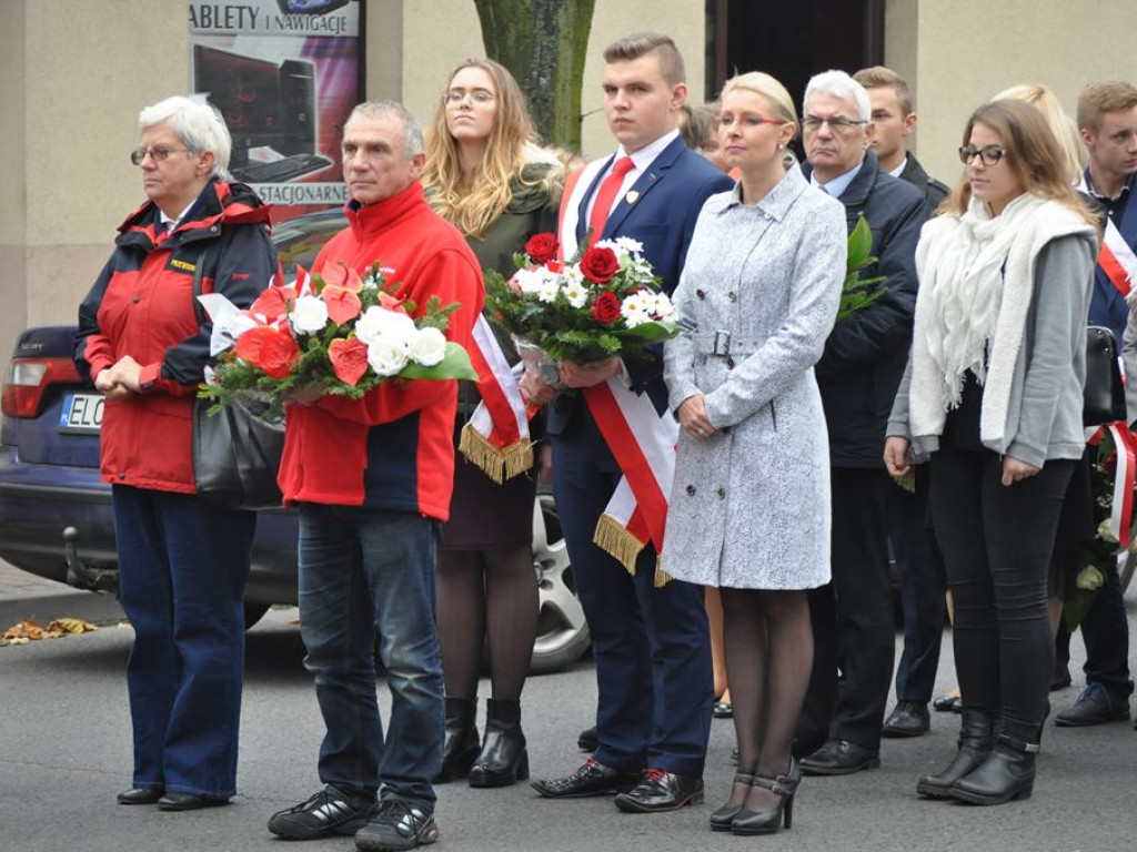 Rekord dla Niepodległej: Patriotycznie przy Podrzecznej [foto+film]