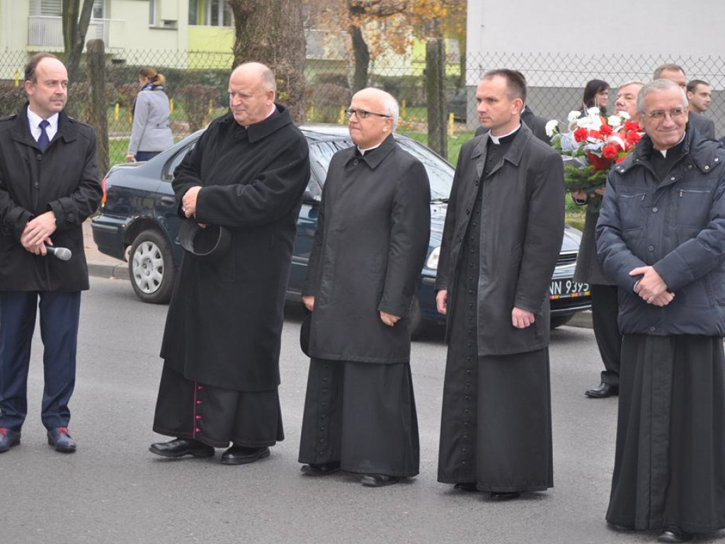 Rekord dla Niepodległej: Patriotycznie przy Podrzecznej [foto+film]