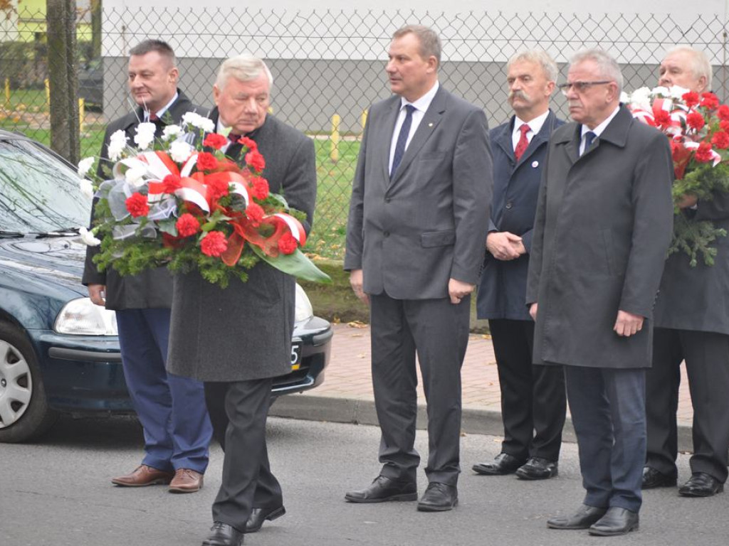 Rekord dla Niepodległej: Patriotycznie przy Podrzecznej [foto+film]