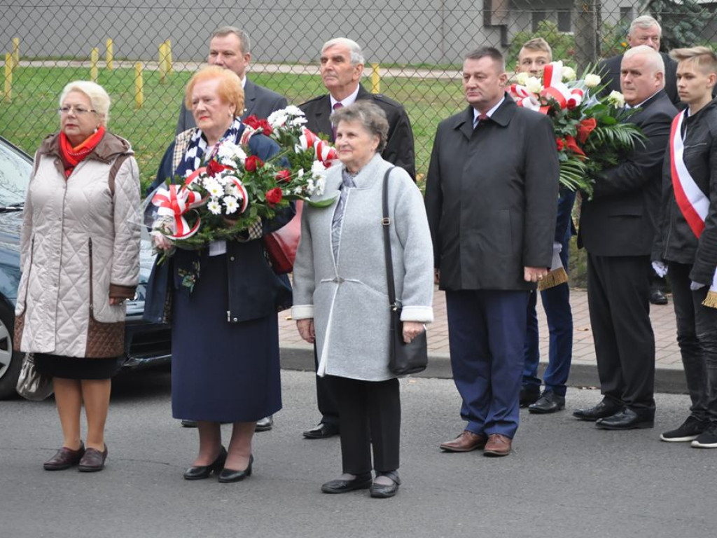 Rekord dla Niepodległej: Patriotycznie przy Podrzecznej [foto+film]