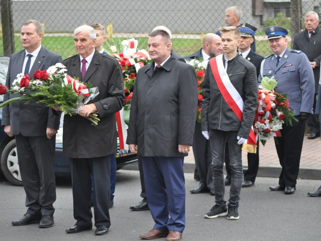 Rekord dla Niepodległej: Patriotycznie przy Podrzecznej [foto+film]
