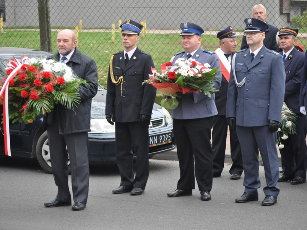 Rekord dla Niepodległej: Patriotycznie przy Podrzecznej [foto+film]