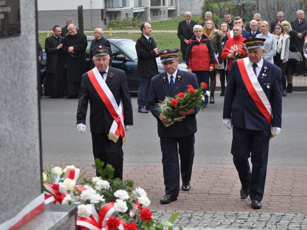 Rekord dla Niepodległej: Patriotycznie przy Podrzecznej [foto+film]