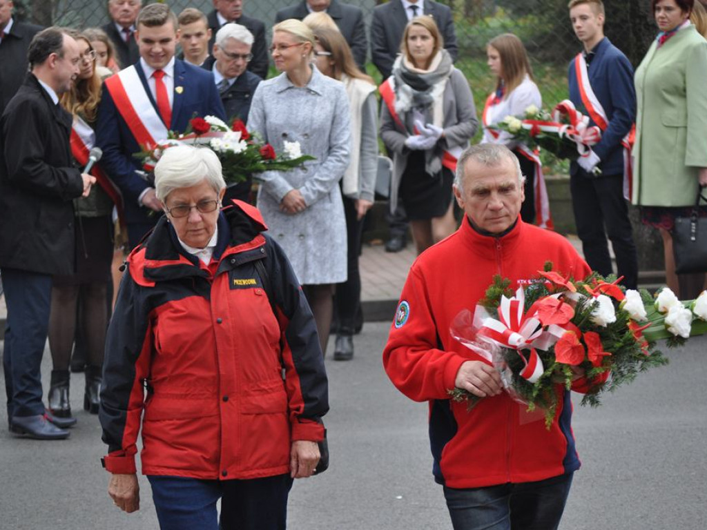 Rekord dla Niepodległej: Patriotycznie przy Podrzecznej [foto+film]