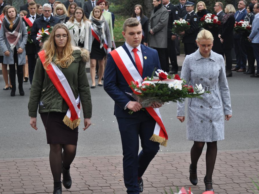 Rekord dla Niepodległej: Patriotycznie przy Podrzecznej [foto+film]