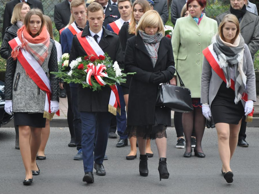 Rekord dla Niepodległej: Patriotycznie przy Podrzecznej [foto+film]