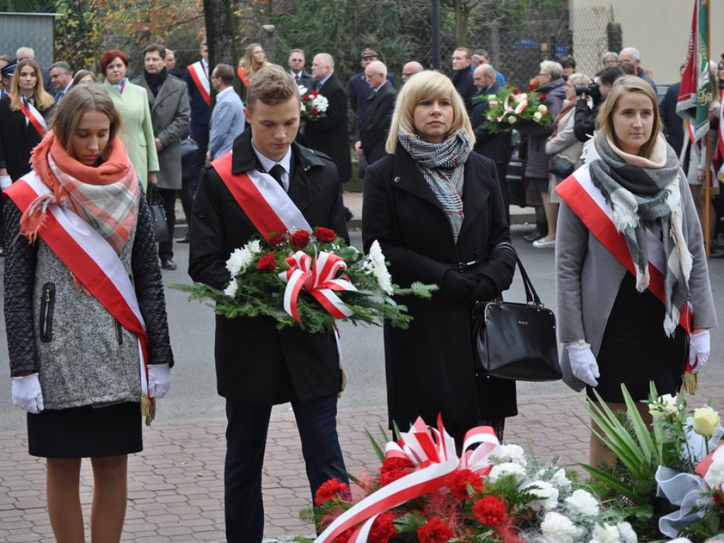 Rekord dla Niepodległej: Patriotycznie przy Podrzecznej [foto+film]