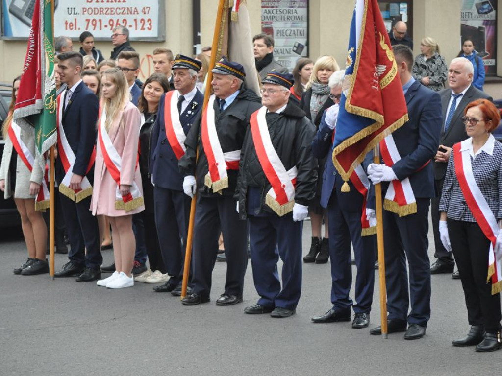 Rekord dla Niepodległej: Patriotycznie przy Podrzecznej [foto+film]