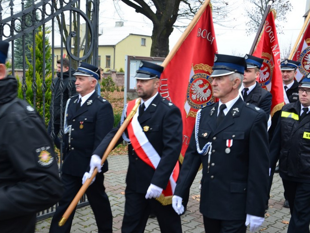 Uroczystości niepodległościowe i kościelne w Łyszkowicach