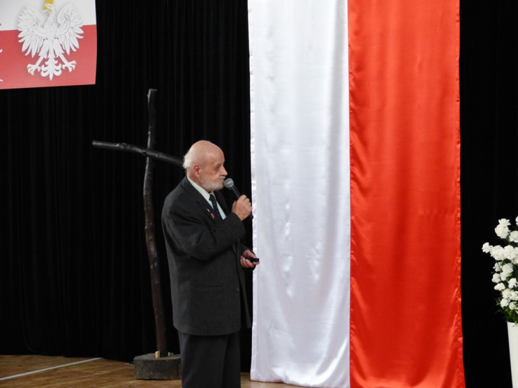 Patriotyczna uroczystość w Zduńskiej Dąbrowie