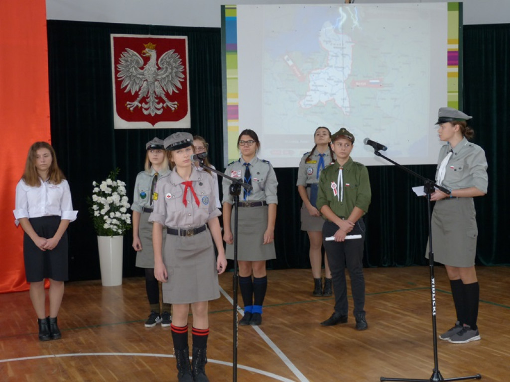 Patriotyczna uroczystość w Zduńskiej Dąbrowie