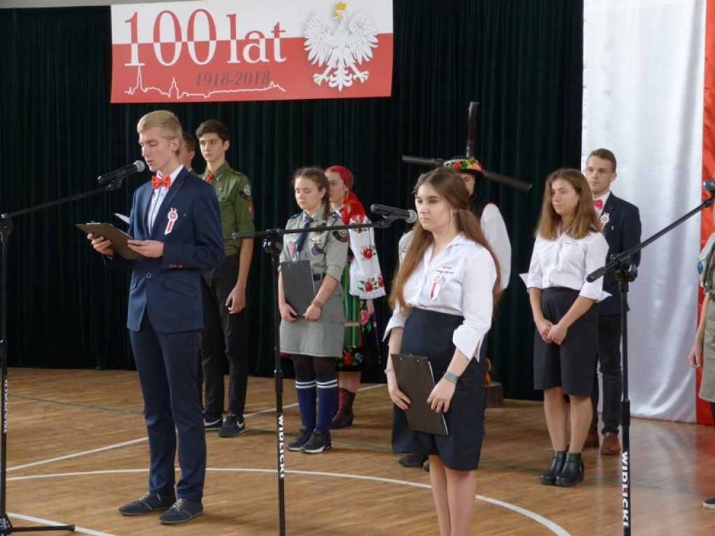 Patriotyczna uroczystość w Zduńskiej Dąbrowie