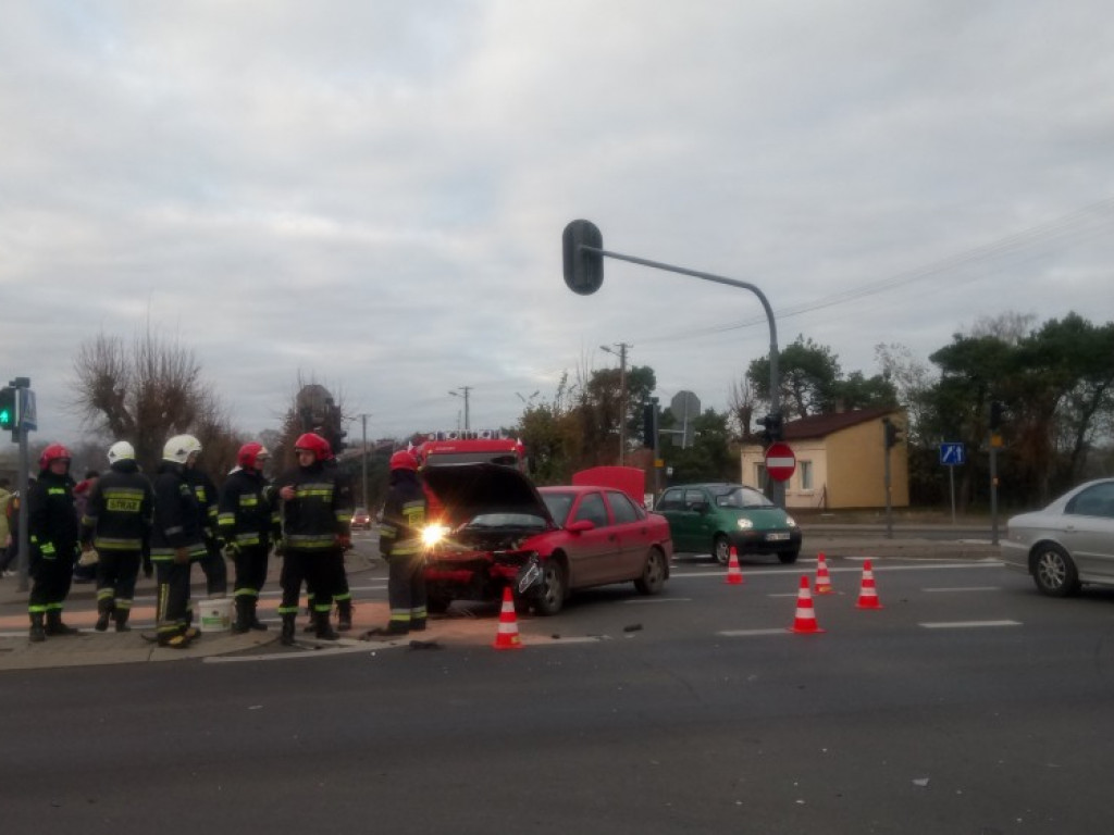 Zderzenie przy cmentarzu w Głownie