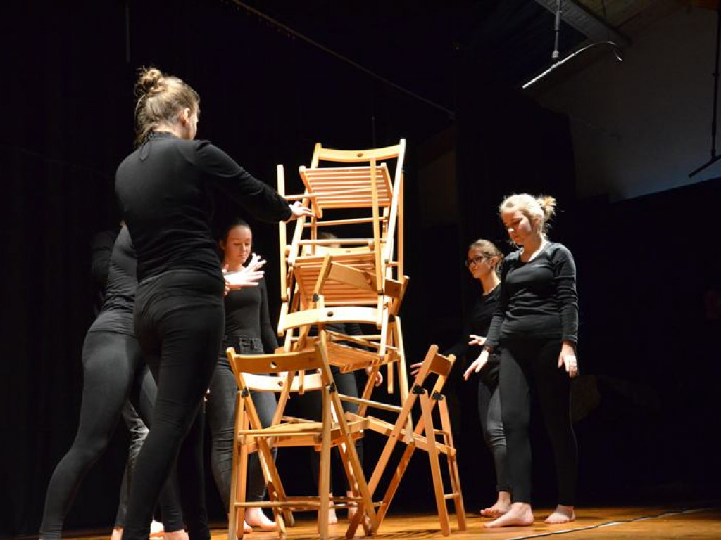 Trwa VIII Przegląd Teatrów Pijarskich w Łowiczu