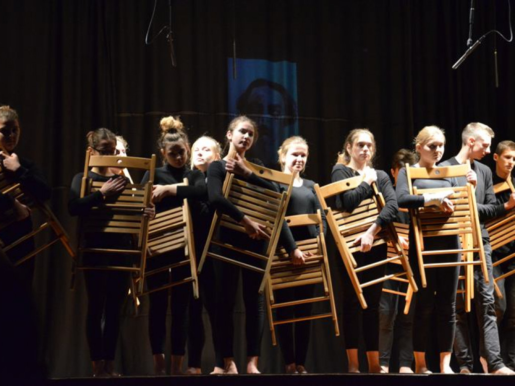 Trwa VIII Przegląd Teatrów Pijarskich w Łowiczu