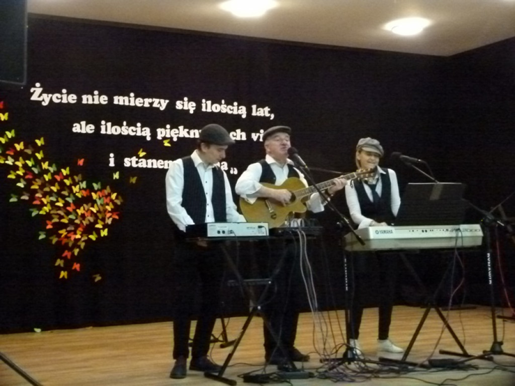 Śląski akcent na Wieczorze Seniora w Niesułkowie