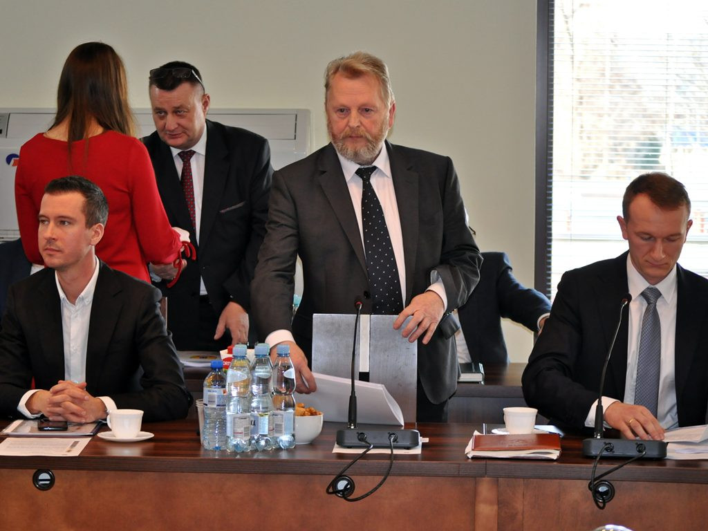 Jaka koalicja będzie rządzić w powiecie: z PiS czy anty-PiS?