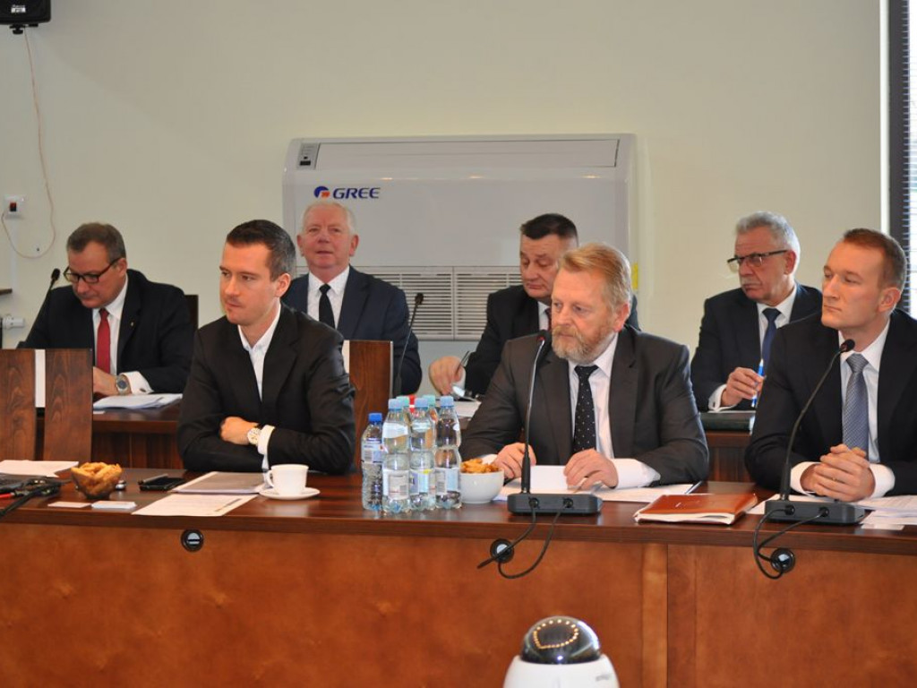 Jaka koalicja będzie rządzić w powiecie: z PiS czy anty-PiS?