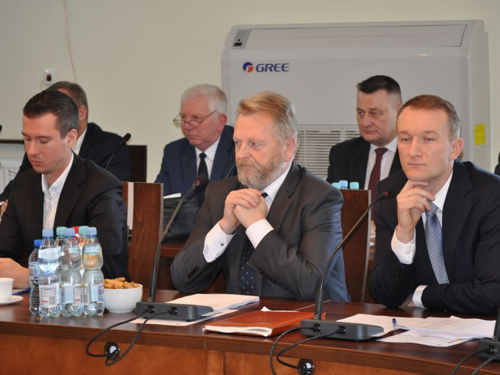 Jaka koalicja będzie rządzić w powiecie: z PiS czy anty-PiS?