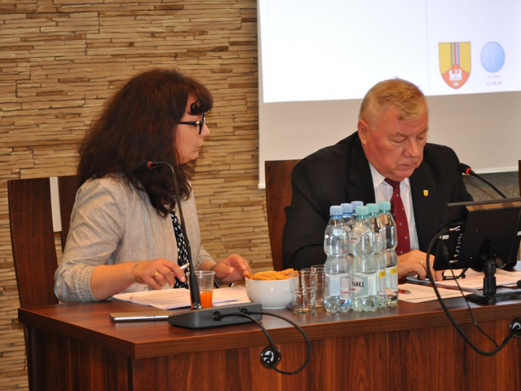 Jaka koalicja będzie rządzić w powiecie: z PiS czy anty-PiS?