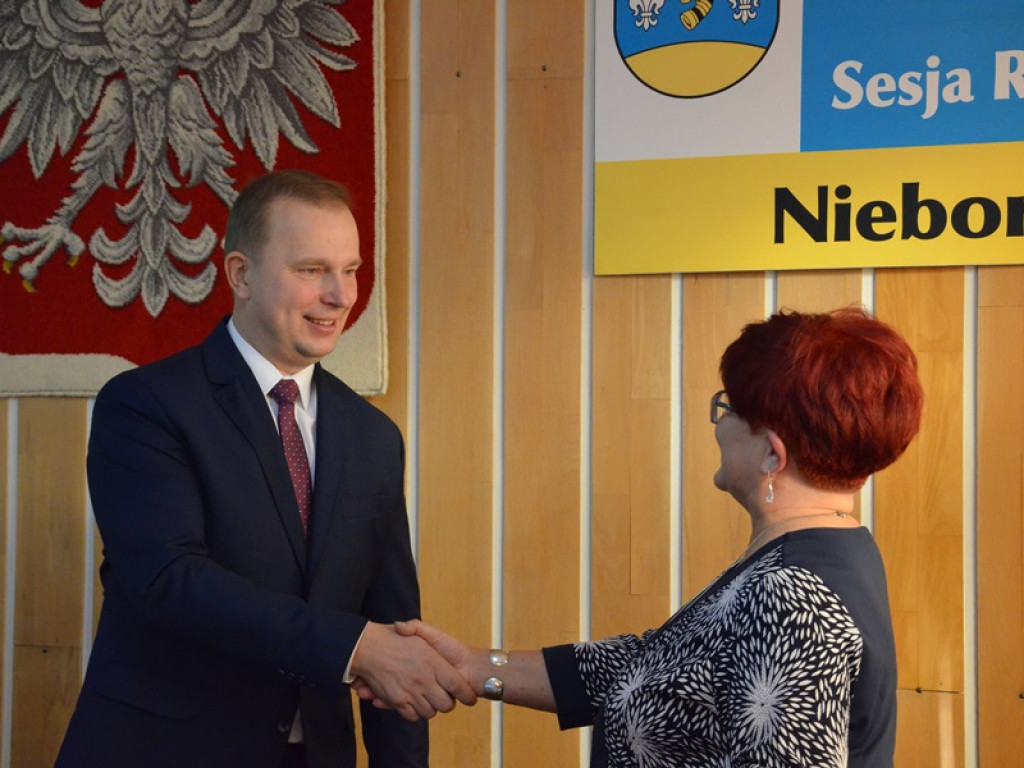 Jarosław Papuga zaprzysiężony na wójta gminy Nieborów