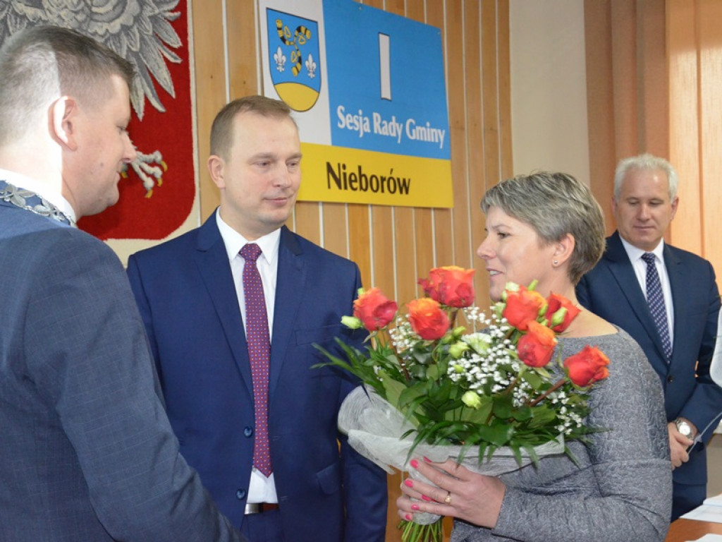 Jarosław Papuga zaprzysiężony na wójta gminy Nieborów