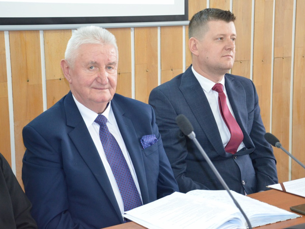 Jarosław Papuga zaprzysiężony na wójta gminy Nieborów