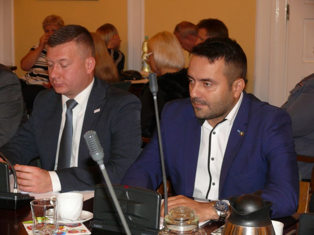Dwaj dotychczasowi burmistrzowie nie 