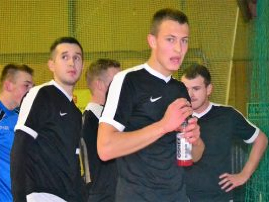Alkatraz z przytupem wskoczył na stołek lidera