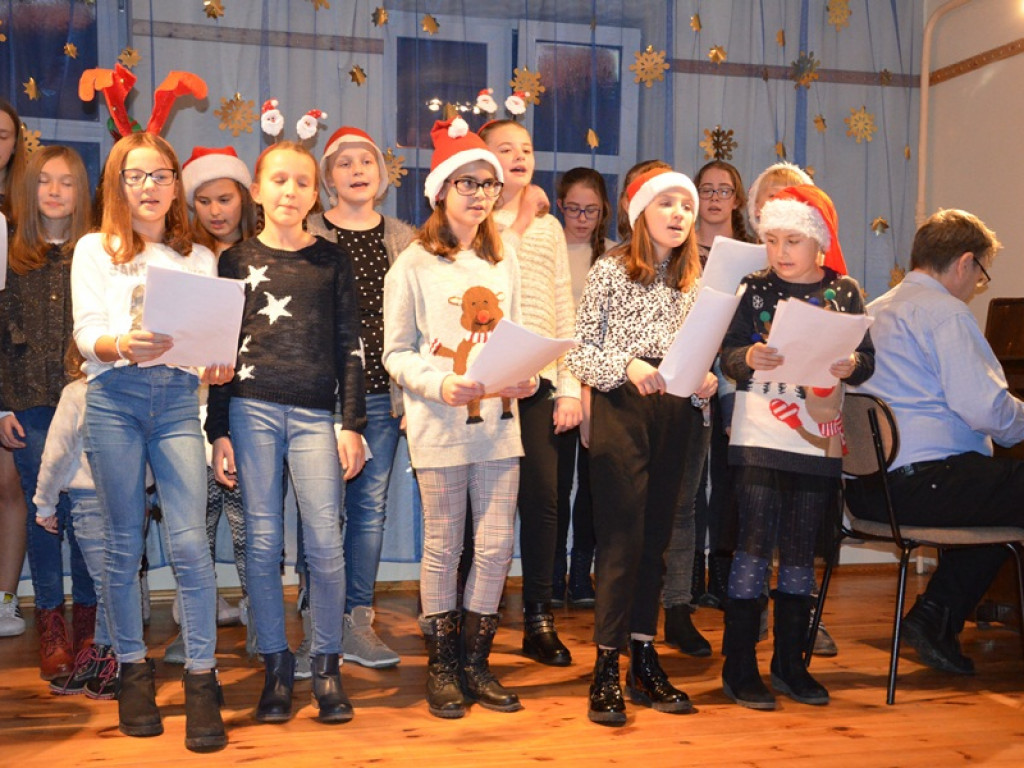 Młodzież przygotowała koncert charytatywny w Bolimowie