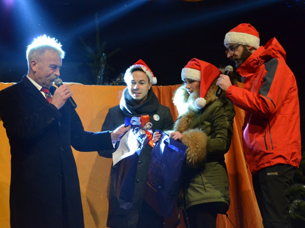 Dobra zabawa na Choince Miejskiej w Łowiczu [ZDJĘCIA]
