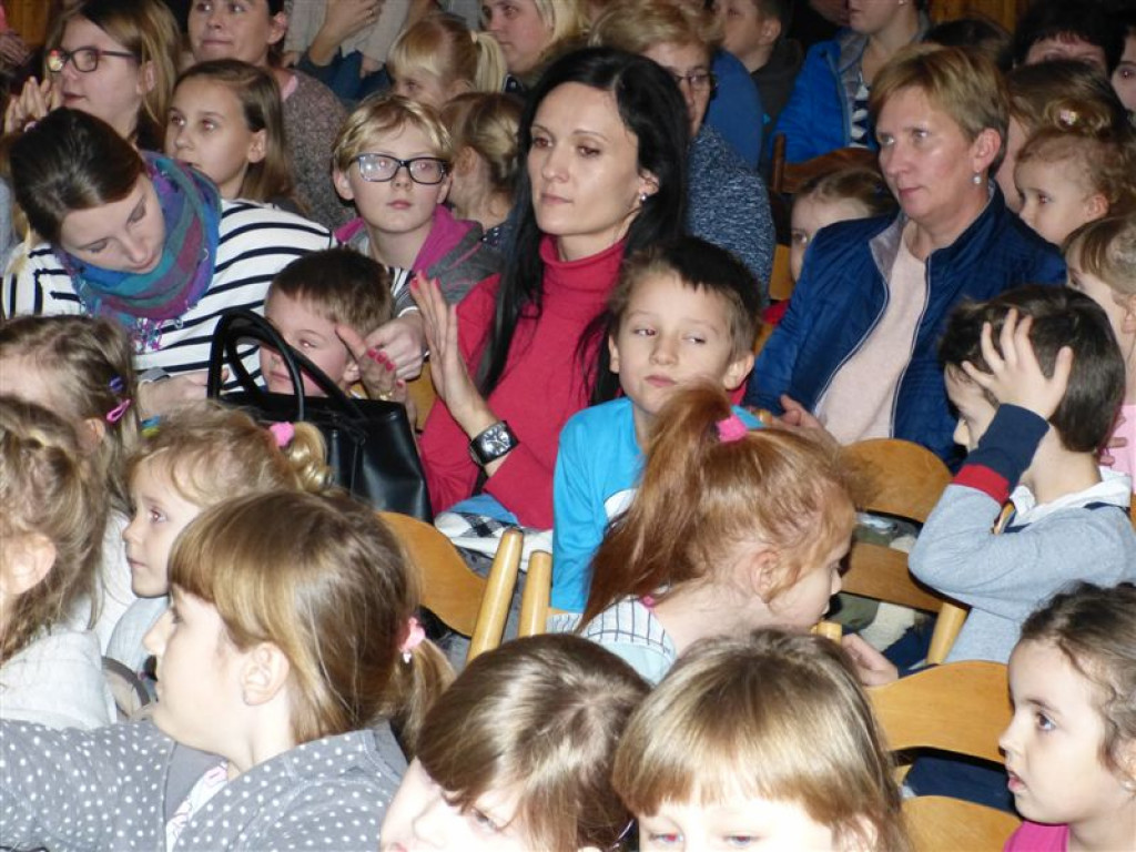 Mikołaj z elfami zawitali do Chąśna Drugiego