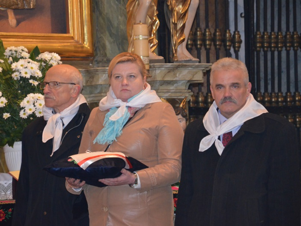 Relikwie bł. księdza Popiełuszki powitane w katedrze