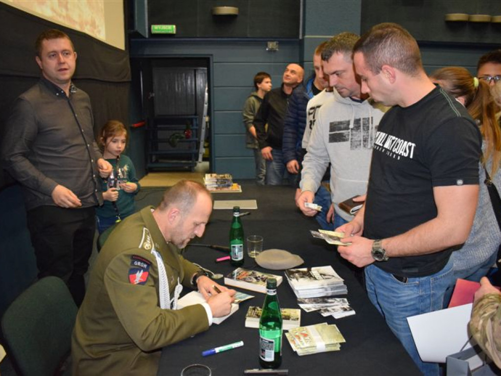 Operator GROM opowiadał o sobie i o jednostce w kinie Fenix